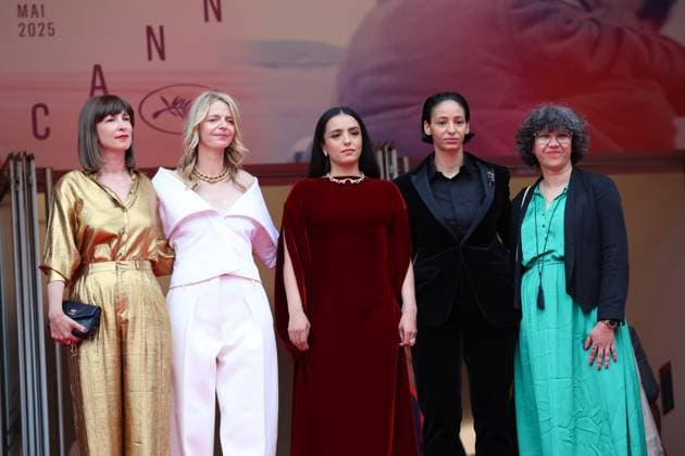 Internationale Filmfestspiele von Cannes, La Petite Derniere Premiere La Petite DerniÃ re Red Carpet at the 78th Annual Cannes Film Festival Julie Billy, Hafsia Herzi and Nadia Melliti - La Petite DerniÃ re Red Carpet at the 78th Annual Cannes Film Festival in Cannes, France on May 16, 2025.  Copyright: x Chassery+Courdjix