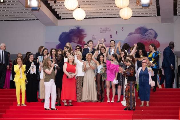Cannes - La Petite Derniere Screening Cannes President Iris Knobloch and guests attend the La Petite Derniére red carpet at the 78th annual Cannes Film Festival at Palais des Festivals on May 16, 2025 in Cannes, France. Photo by Shootpix ABACAPRESS.COM Cannes France  Copyright: xShootpix ABACAx