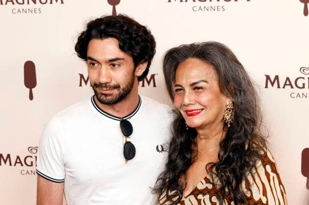 Reza Rahadian mit Begleitung bei der Magnum Cannes Beach Party im Rahmen des Festival de Cannes 2025 78. Internationale Filmfestspiele von Cannes im Magnum Beach Palais StÃ phanie. Cannes, 15.05.2025