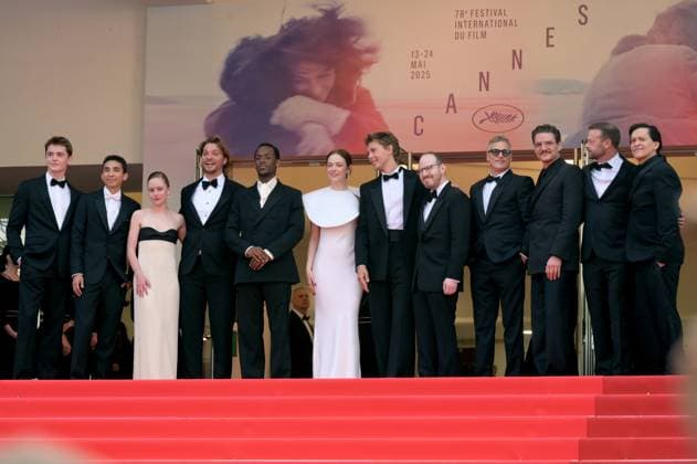Eddington Premiere at 78th Festival de Cannes - Cannes, France CANNES, FRANCE. May 16, 2025: Cameron Mann, Matt Gomez Hidaka, Amelie Hoeferle, Micheal Ward, Emma Stone, Luke Grimes, Austin Butler, Ari Aster, Joaquin Phoenix, Lars Knudsen, Pedro Pascal & Clifton Collins at the premiere for Eddington at the 78th Festival de Cannes. Picture: Paul Smith Featureflash Cannes France Copyright: xPaulxSmithx xFeatureflashx
