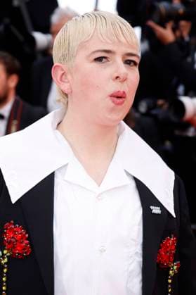 Molly Manning Walker bei der Premiere des Kinofilms Eddington auf dem Festival de Cannes 2025 78. Internationale Filmfestspiele von Cannes im Palais des Festivals. Cannes, 16.05.2025