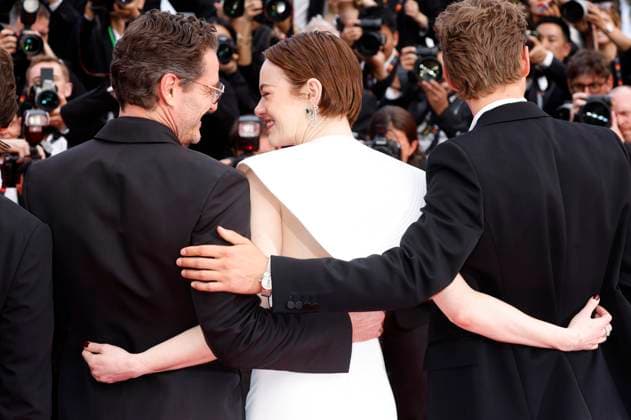 Pedro Pascal, Emma Stone und Austin Butler bei der Premiere des Kinofilms Eddington auf dem Festival de Cannes 2025 78. Internationale Filmfestspiele von Cannes im Palais des Festivals. Cannes, 16.05.2025