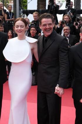 CELEBRITES : 78 eme Festival de Cannes Tapis rouge 2025 - 16 05 2025 CANNES, FRANCE - MAY 16: Emma Stone and Pedro Pascal attend the Eddington red carpet at the 78th annual Cannes Film Festival at Palais des Festivals on May 16, 2025 in Cannes, France.  Copyright: xLUCAxCUTOLOx