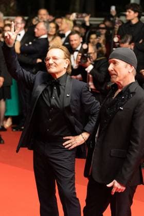78. Internationalen Filmfestspiele von Cannes 2025 Cannes, Frankreich - 16.5.2024: The Edge und U2 Saenger Bono während des Bono: Stories Of Surrender Roten Teppichs während der 78. Internationalen Filmfestspiele von Cannes. Die 78. Internationalen Filmfestspiele von Cannes finden vom 13. bis 24. Mai 2025 statt. Provence-Alpes-Cote d Azur