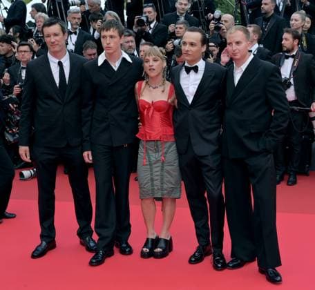 Eddington Premiere at 78th Festival de Cannes - Cannes, France CANNES, FRANCE. May 16, 2025: Scott O Donnell, Harris Dickinson, Megan Northam, Frank Dillane & Archie Pearch at the premiere for Eddington at the 78th Festival de Cannes. Picture: Paul Smith Featureflash Cannes France  Copyright: xPaulxSmithx xFeatureflashx