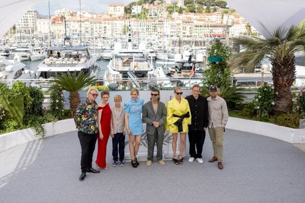 Amrum , Photocall in Cannes, 16.05.2025 Cannes, Frankreich - 16.5.2024: Detlev Buck, Lisa Hagmeister, Jasper Billerbeck, Laura Tonke, Fatih Akõn, Diane Kruger, Matthias Schweighöfer und Lars Jessen während des AMRUM Photocall während der 78. Internationalen Filmfestspiele von Cannes. Die Filmfestspiele finden vom 13. bis 24. Mai 2025 statt. Cannes Palais des Festivals et des Cong Provence-Alpes-Cote d Azur Frankreich Copyright: xChristianxEnderx
