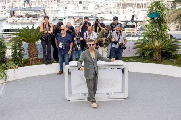 Amrum , Photocall in Cannes, 16.05.2025 Cannes, Frankreich - 16.5.2024: Fatih Akõn während des AMRUM Photocall während der 78. Internationalen Filmfestspiele von Cannes. Die Filmfestspiele finden vom 13. bis 24. Mai 2025 statt. Cannes Palais des Festivals et des Cong Provence-Alpes-Cote d Azur Frankreich Copyright: xChristianxEnderx