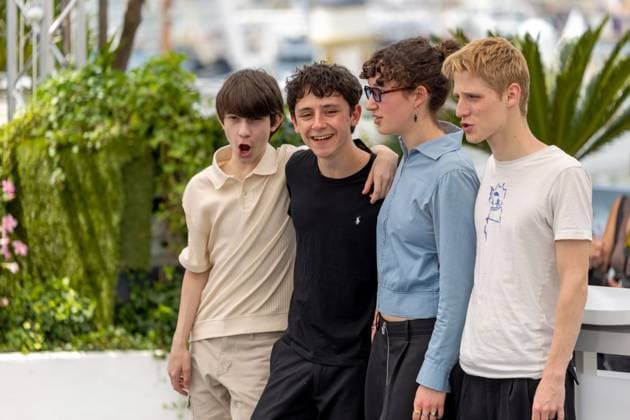 Dossier 137 , Photocall in Cannes, 16.05.2025 Cannes, Frankreich - 16.5.2024: Valentin Campagne, Mathilde Riu, C™me Peronnet und Solˆn Machado-Graner während des Photocall Dossier 137 Case 137 während der 78. Internationalen Filmfestspiele von Cannes. Die Filmfestspiele finden vom 13. bis 24. Mai 2025 statt. Cannes Palais des Festivals et des Cong Provence-Alpes-Cote d Azur Frankreich Copyright: xChristianxEnderx