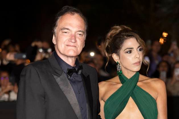 Cannes Guest to Chopard Trophy at the 78th annual Cannes Film Festival MP Daniella Tarantino and Quentin Tarantino arrive to the Chopard Trophy at the 78th annual Cannes Film Festival at Carlton Beach on May 16, 2025 in Cannes, France. Photo by Marco Piovanotto ABACAPRESS.COM  Copyright: xPiovanottoxMarco ABACAx
