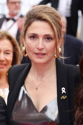 Cannes La Petite Derniere Screening JD Julie Gayet attending the screening of La Petite Derniere in Cannes, France on May 16, 2025, as part of the 78th Cannes Film Festival. Photo by Jerome Domine ABACAPRESS.COM Cannes France  Copyright: xDominexJerome ABACAx