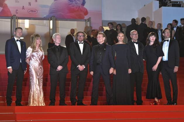 Cannes Bono Stories of Surrender Premiere AM Dede Gardner, Jacknife Lee, Erik Messerschmidt, Bono, Kelly McNamara, Jon Kamen, Jennifer Picht, Dave Sirulnick attending the Bono: Stories of Surrender Premiere in Cannes, France on May 16, 2025 as part of the 78th Cannes Film Festival. Photo by Aurore Marechal ABACAPRESS.COM Cannes France  Copyright: xMarechalxAurore ABACAx