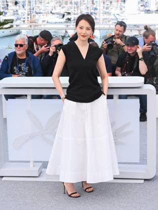 Cannes, 78th Cannes Film Festival 2025 - day 5 - photocall of the film Sons Of The Neon Night Cannes, 78th Cannes Film Festival 2025 - day 5 - photocall of the film Sons Of The Neon Night - In the photo: Gao Yuan Yuan cannes France  Copyright: xIPA ABACAx