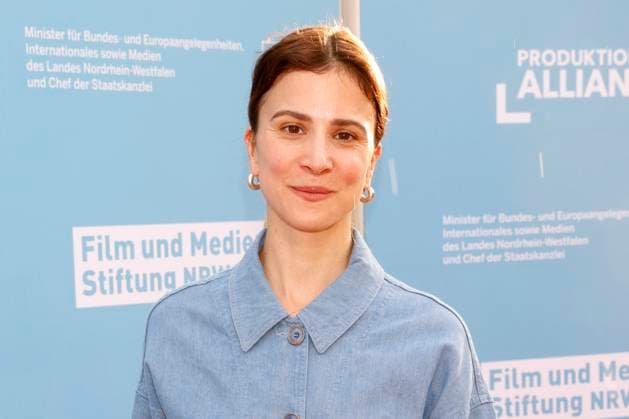 Aylin Tezel beim Empfang der Landesregierung Nordrhein-Westfalen, der Film- und Medienstiftung NRW und der Produktionsallianz anlässlich der 78. Internationalen Filmfestspiele von Cannes im Vilebrequin La Plage Ondine Restaurant & Beach Club. Cannes, 16.05.2025