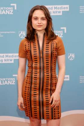 Lena Urzendowsky beim Empfang der Landesregierung Nordrhein-Westfalen, der Film- und Medienstiftung NRW und der Produktionsallianz anlässlich der 78. Internationalen Filmfestspiele von Cannes im Vilebrequin La Plage Ondine Restaurant & Beach Club. Cannes, 16.05.2025