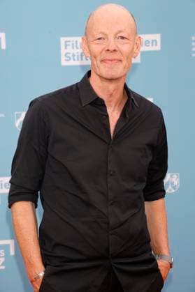 Lucas Schmidt beim Empfang der Landesregierung Nordrhein-Westfalen, der Film- und Medienstiftung NRW und der Produktionsallianz anlässlich der 78. Internationalen Filmfestspiele von Cannes im Vilebrequin La Plage Ondine Restaurant & Beach Club. Cannes, 16.05.2025