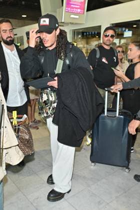 Cannes Hatik At Nice Airport JR Hatik arriving at Nice airport ahead 78th Cannes Film Festival in Nice, France on May, 17, 2025. Photo by Julien Reynaud APS-Medias ABACAPRESS.COM Nice France  Copyright: xReynaudxJulien APS-Medias ABACAx
