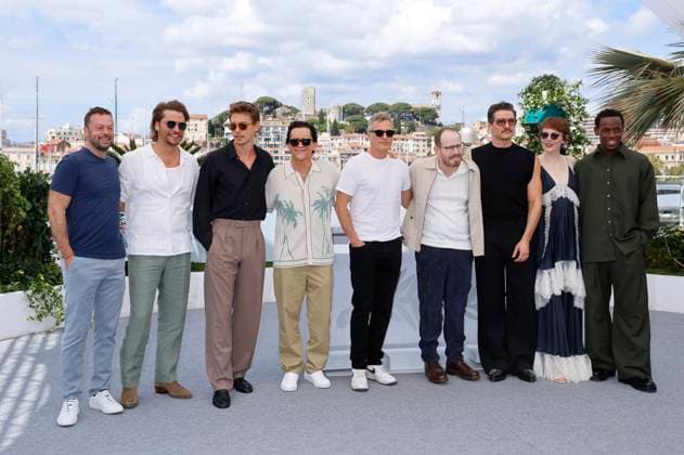 Lars Knudsen, Luke Grimes, Austin Butler, Clifton Collins Jr., Joaquin Phoenix, Ari Aster, Pedro Pascal, Emma Stone und Micheal Ward beim Photocall zum Kinofilm Eddington auf dem Festival de Cannes 2025 78. Internationale Filmfestspiele von Cannes am Palais des Festivals. Cannes, 17.05.2025