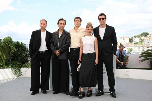 Urchin Photocall at the 78th Annual Cannes Film Festival Archie Pearch, Frank Dillane, Harris Dickinson, Megan Northam and Scott O Donnel - Urchin Photocall at the 78th Annual Cannes Film Festival in Cannes, France in May 17, 2025.  Copyright: x Chassery+Courdjix