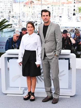 Cannes, 78th Cannes Film Festival 2025 - day 5 - Photocall of the film Bono: Stories of Surrender Cannes, 78th Cannes Film Festival 2025 - day 5 - Photocall of the film The Great Arch . In the picture Sidse Babett Knudsen and Claes Bang Cannes France  Copyright: xIPA ABACAx