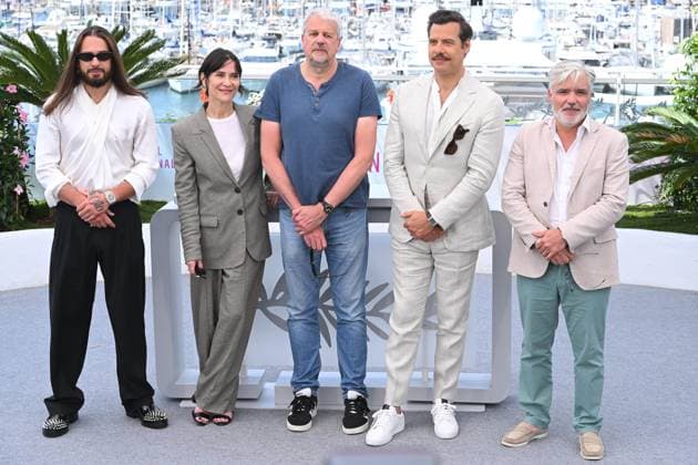 Cannes, 78th Cannes Film Festival 2025 - day 5 - Photocall of the film Marcel Et Monsieur Pagnol . In the photo SCH, Geraldine Pailhas, Sylvain Chomet, Laurent Lafitte, Nicolas Pagnol  Copyright: xAlbertoxTerenghix xipa-agency.netx xPoolxPhotoxEventsx05x IPA_Agency_IPA57820359