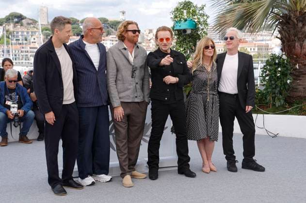 beim Photocall zum Apple TV+ Dokumentarfilm Bono: Stories of Surrender auf dem Festival de Cannes 2025 78. Internationale Filmfestspiele von Cannes am Palais des Festivals. Cannes, 17.05.2025
