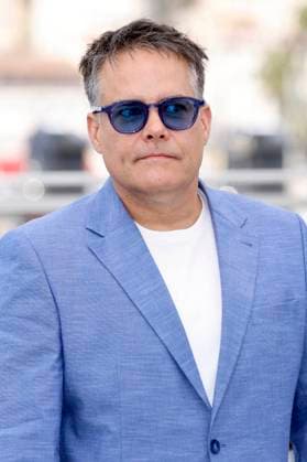 Sebastian Lelio beim Photocall zum Kinofilm La Ola La vague The Wave auf dem Festival de Cannes 2025 78. Internationale Filmfestspiele von Cannes am Palais des Festivals. Cannes, 17.05.2025