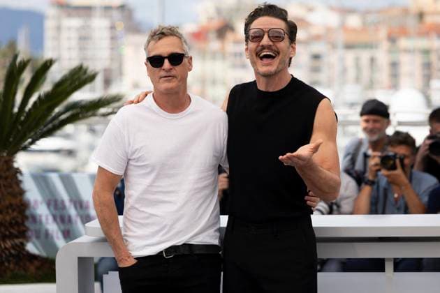 Eddington photocall at the 78th annual Cannes Film Festival Joaquin Phoenix and Pedro Pascal at the Eddington photocall at the 78th annual Cannes Film Festival at Palais des Festivals in Cannes, France, on May 17, 2025 Jacovides Moreau Bestimage Eddington photocall at the 78th annual Cannes Film Festival at Palais des Festivals in Cannes, France, on May 17, 2025 Cannes France  Copyright: xJACOVIDES-MOREAUx xBESTIMAGExJACOVIDES-MOREAUx xBESTIMAGEx