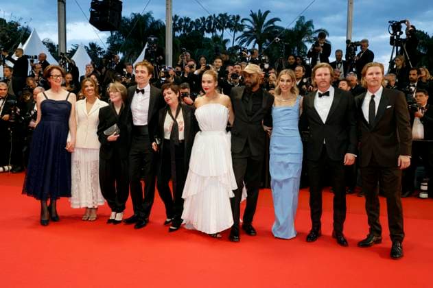 Andrea Calderwood, Justine Ciarrocchi, Sissy Spacek, Robert Pattinson, Lynne Ramsay, Jennifer Lawrence, LaKeith Stanfield, Molly Smith, Trent Luckinbill und Thad Luckinbill bei der Premiere des Kinofilms Die, My Love auf dem Festival de Cannes 2025 78. Internationale Filmfestspiele von Cannes im Palais des Festivals. Cannes, 17.05.2025