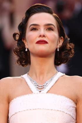 Cannes Nouvelle Vague Screening JD Zoey Deutsch attending the screening of Nouvelle Vague in Cannes, France on May 17, 2025, as part of the 78th Cannes Film Festival. Photo by Jerome Domine ABACAPRESS.COM Cannes France  Copyright: xDominexJerome ABACAx