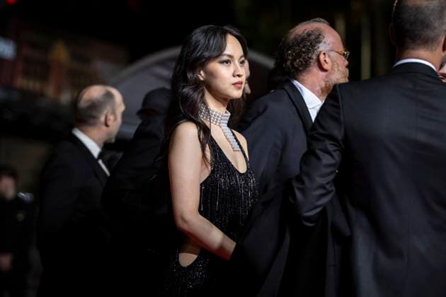 Montée des marches du film Le roi soleil lors du 78ème Festival International du Film de Cannes Lucie Zhang Montée des marches du film Le roi soleil lors du 78ème Festival International du Film de Cannes, au Palais des Festivals à Cannes On may 17th 2025 Olivier Borde Bestimage Red carpet for the movie Le roi soleil during the 78th Cannes International Film Festival at the Palais des Festivals in Cannes, France On may 17th 2025 Cannes France  Copyright: xOLIVIERxBORDEx xBESTIMAGExOLIVIERxBORDEx xBESTIMAGEx