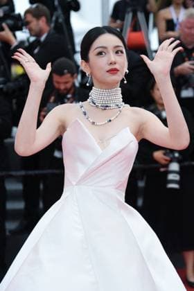 Cannes Nouvelle Vague Premiere AM Zhou Ye attending the Nouvelle Vague (New Wave) Premiere in Cannes, France on May 17, 2025 as part of the 78th Cannes Film Festival. Photo by Aurore Marechal ABACAPRESS.COM Cannes France  Copyright: xMarechalxAurore ABACAx
