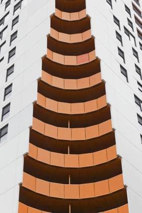 Creative Highlights World Architektur, Blick auf ein modernes Gebäude, Montreal, Provinz Quebec, Kanada, Nordamerika Architecture, view on a modern building, Montreal, Province of Quebec, Canada, North America Copyright: imageBROKER GuentherxSchwermer ibxgsc13735656.jpg