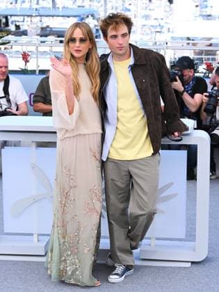 Cannes, 78th Cannes Film Festival 2025 - day 5 - Photocall of the film Die My Love Cannes, 78th Cannes Film Festival 2025 - day 5 - Photocall of the film Die My Love . In the photo Jennifer Lawrence, Robert Pattinson Cannes France France  Copyright: xIPA ABACAx