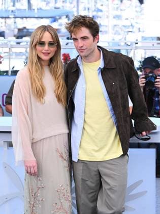 Cannes, 78th Cannes Film Festival 2025 - day 5 - Photocall of the film Die My Love Cannes, 78th Cannes Film Festival 2025 - day 5 - Photocall of the film Die My Love . In the photo Jennifer Lawrence, Robert Pattinson Cannes France France  Copyright: xIPA ABACAx