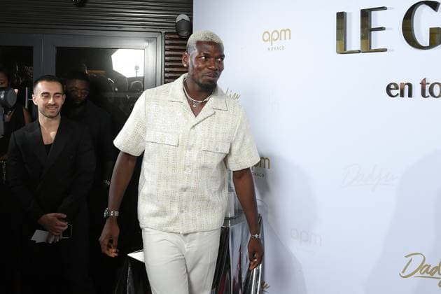 Le Grand Diner en toute intimite avec Dadju Paul Pogba at the photocall of Le Grand Diner en toute intimite with Dadju on the beach of the Carlton Hotel during the 78th Cannes International Film Festival, France, May 17, 2025 Lionel Urman Bestimage  Copyright: xLIONELxURMANxx xBESTIMAGExLIONELxURMANxx xBESTIMAGEx
