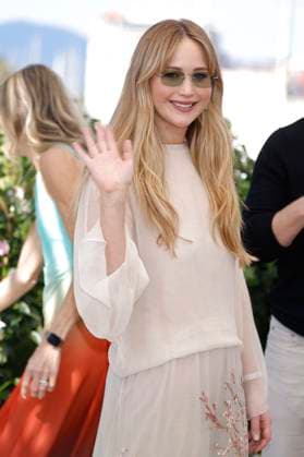 Jennifer Lawrence beim Photocall zum Kinofilm Die, My Love auf dem Festival de Cannes 2025 78. Internationale Filmfestspiele von Cannes am Palais des Festivals. Cannes, 18.05.2025