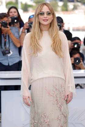 Jennifer Lawrence beim Photocall zum Kinofilm Die, My Love auf dem Festival de Cannes 2025 78. Internationale Filmfestspiele von Cannes am Palais des Festivals. Cannes, 18.05.2025