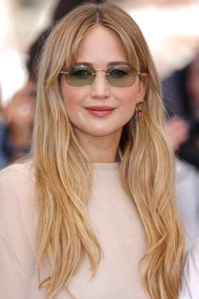 Jennifer Lawrence beim Photocall zum Kinofilm Die, My Love auf dem Festival de Cannes 2025 78. Internationale Filmfestspiele von Cannes am Palais des Festivals. Cannes, 18.05.2025
