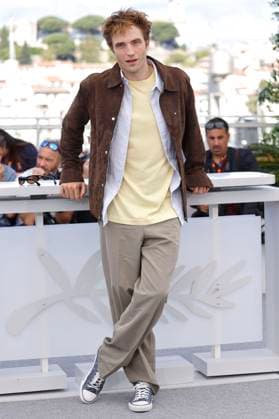 Robert Pattinson beim Photocall zum Kinofilm Die, My Love auf dem Festival de Cannes 2025 78. Internationale Filmfestspiele von Cannes am Palais des Festivals. Cannes, 18.05.2025