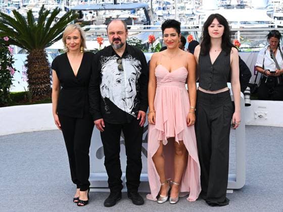 Cannes, 78th Cannes Film Festival 2025 - day 6 - Photocall of the film Mama . Pictured: Dominika Bednarczyk, Arkadiusz Jakubik, Or Sinai and Kasia Katarzyna Lubik  Copyright: xAlbertoxTerenghix xipa-agency.netx xPoolxPhotoxEventsx05x IPA_Agency_IPA57873577