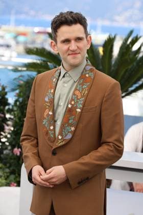 78eme Festival International du Film de Cannes Photocall du film Pillion 78th Cannes Film Festival Photocall with cast of the film Pillion Harry Melling 444565 2025 05 18 Cannes France  Copyright: xIsabellexVautierx xStarfacex STAR_444565_014