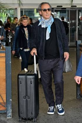 Cannes Alexandre Desplat At Nice Airport JR Alexandre Desplat arriving at Nice airport ahead 78th Cannes Film Festival in Nice, France on May, 18, 2025. Photo by Julien Reynaud APS-Medias ABACAPRESS.COM Nice France  Copyright: xReynaudxJulien APS-Medias ABACAx