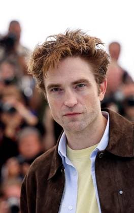 Die My Love photocall at the 78th Cannes International Film Festival Robert Pattinson au photocall de Die My Love lors du 78ème Festival International du Film de Cannes, au Palais des Festivals à Cannes, France, le 18 mai 2025 Jacovides Moreau Bestimage Die my love photocall at the 78th annual Cannes Film Festival at Palais des Festivals in Cannes, France, on May 18, 2025 Cannes France  Copyright: xJACOVIDES-MOREAUx xBESTIMAGExJACOVIDES-MOREAUx xBESTIMAGEx