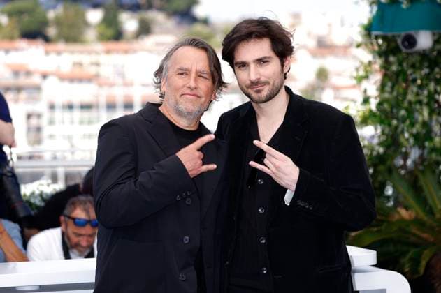 Richard Linklater und Guillaume Marbeck beim Photocall zum Kinofilm Nouvelle Vague New Wave auf dem Festival de Cannes 2025 78. Internationale Filmfestspiele von Cannes am Palais des Festivals. Cannes, 18.05.2025
