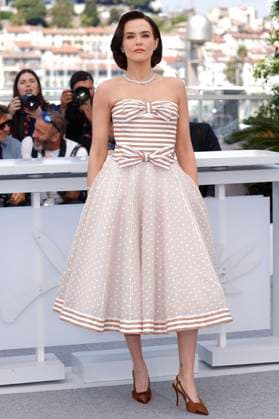Zoey Deutch beim Photocall zum Kinofilm Nouvelle Vague New Wave auf dem Festival de Cannes 2025 78. Internationale Filmfestspiele von Cannes am Palais des Festivals. Cannes, 18.05.2025