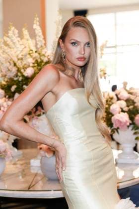 Cannes Romee Strijd leaves Hotel Martinez MP Romee Strijd leaves Hotel Martinez ahead the 78th annual Cannes Film Festival on May 18, 2025 in Cannes, France. Photo by Marco Piovanotto ABACAPRESS.COM  Copyright: xPiovanottoxMarco ABACAx