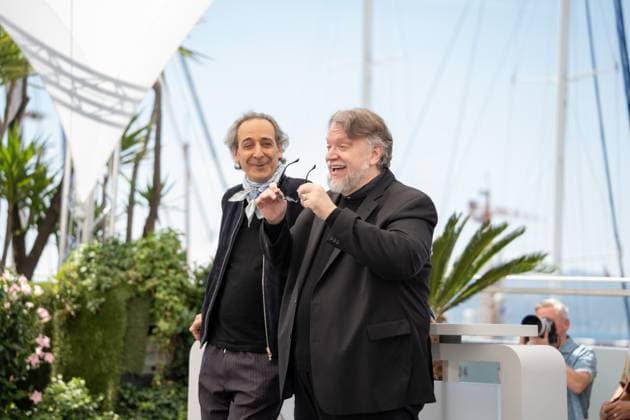 La Lecon De Musique Alexandre Desplat & Guillermo Del Toro Photocall - The 78th Annual Cannes Film Festival Alexandre Desplat and Guillermo del Toro pose during the La Lecon De Musique Alexandre Desplat & Guillermo Del Toro photocall at the 78th annual Cannes Film Festival at Palais des Festivals in Cannes, France, on May 18, 2025. Cannes France  Copyright: xLucaxCarlinox originalFilename: carlino-notitle250518_npIh5.jpg