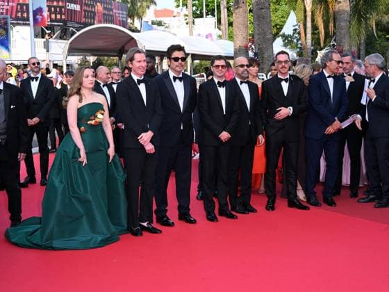 Cannes, 78th Cannes Film Festival 2025 - evening 6 - Red Carpet of the film The Phoenician Scheme Cannes, 78th Cannes Film Festival 2025 - evening 6 - Red Carpet of the film The Phoenician Scheme In the photo: Mia Threapleton, Wes Anderson, Benicio del Toro, Michael Cera, Jeffrey Wright, Dominique LeMonnier, Benedict Cumberbatch, Alexandre Desplat Cannes France  Copyright: xIPA ABACAx