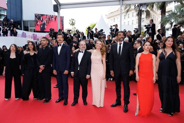 Guest, Aimée Buidine, Sami Outalbali, Laurent Lafitte, Antony Cordier, Elodie Bouchez, Ramzy Bedia, Noée Abita, guest Montée des marches du film The Phoenician Scheme lors du 78ème Festival International du Film de Cannes, au Palais des Festivals à Cannes Le 18 mai 2025 Jacovides Moreau Bestimage Red carpet for the movie The Phoenician Scheme during the 78th Cannes International Film Festival at the Palais des Festivals in Cannes, France On may 18th 2025 unknown Copyright: xJACOVIDES-MOREAUx xBESTIMAGExJACOVIDES-MOREAUx xBESTIMAGEx