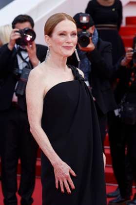 Julianne Moore bei der Premiere des Kinofilms The Phoenician Scheme Der phönizische Meisterstreich auf dem Festival de Cannes 2025 78. Internationale Filmfestspiele von Cannes im Palais des Festivals. Cannes, 18.05.2025